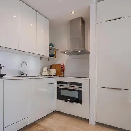 Flora Apartmán